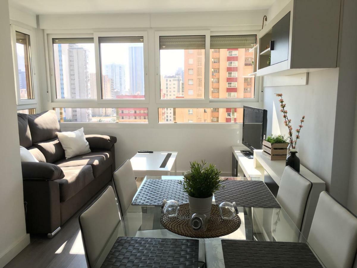 El Apartamento De Cristian เบนิดอร์ม ภายนอก รูปภาพ